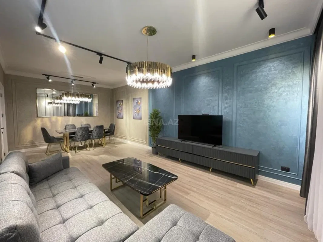 Kirayə verilir 2 otaqlı mənzil 105 m²