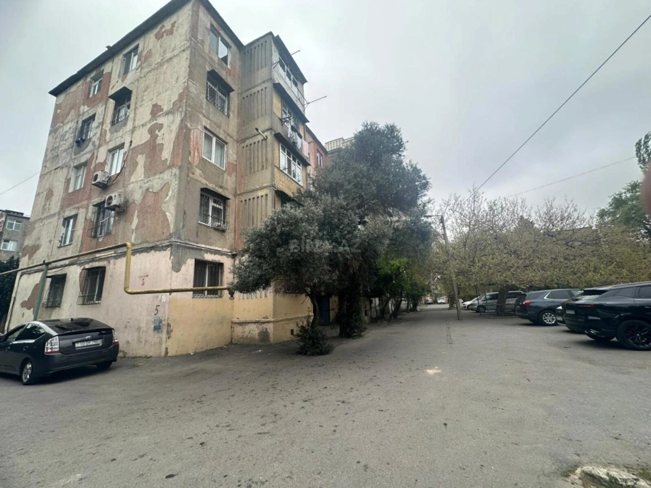 Satılır 3 otaqlı mənzil 75 m²