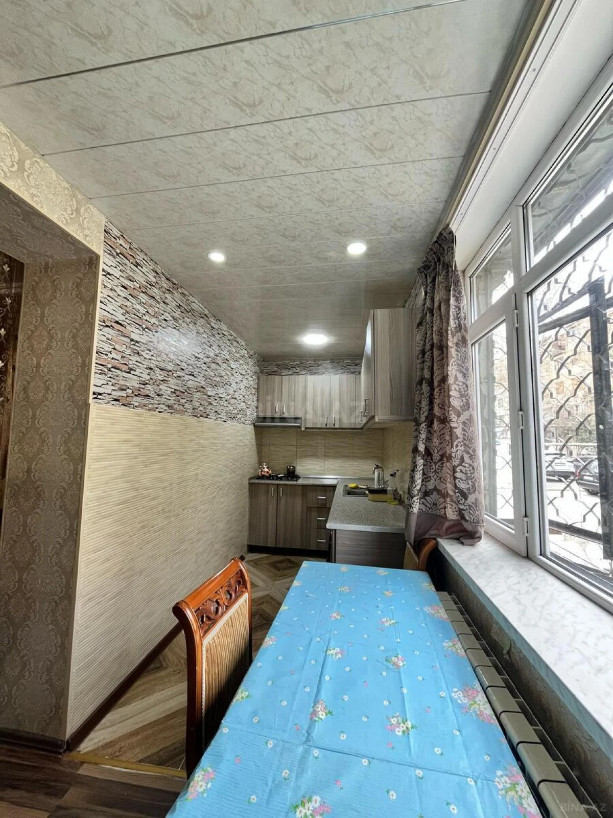 Kirayə verilir 3 otaqlı mənzil 100 m²
