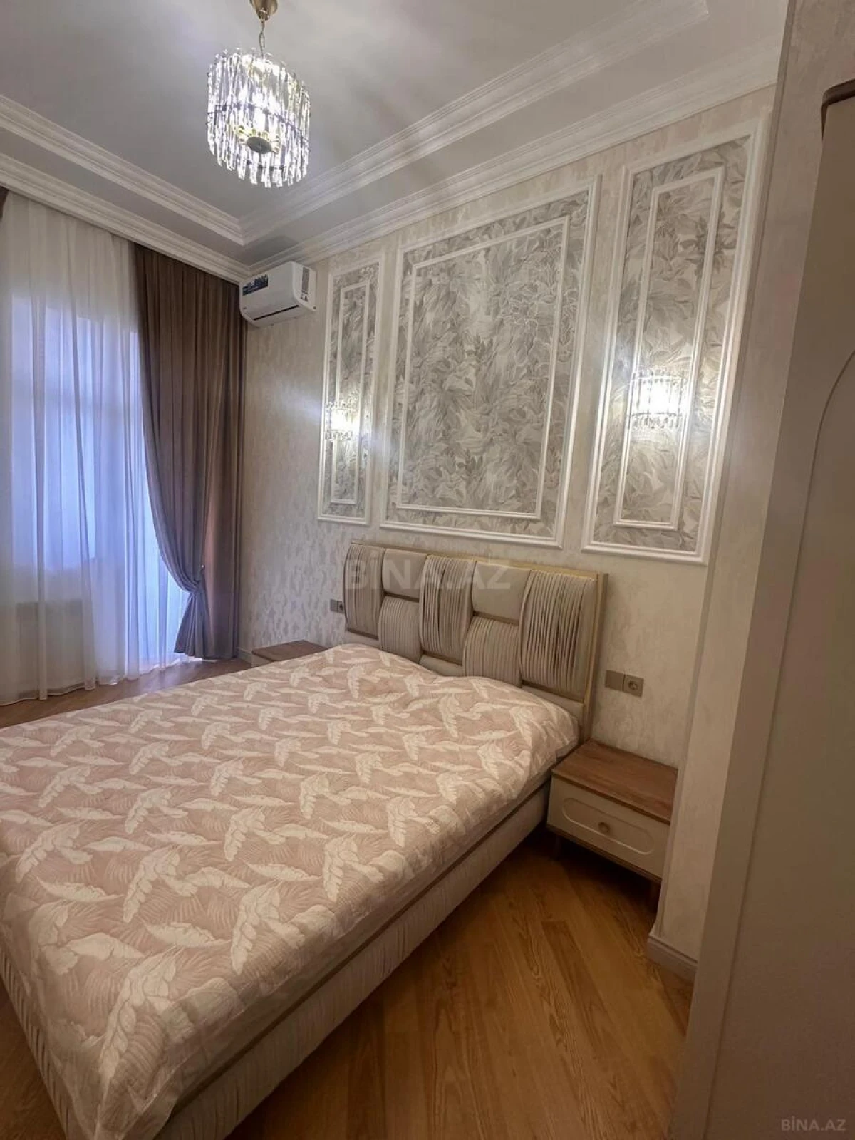 Satılır 2 otaqlı mənzil 80 m²