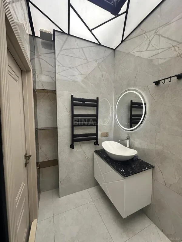Satılır 2 otaqlı mənzil 80 m²