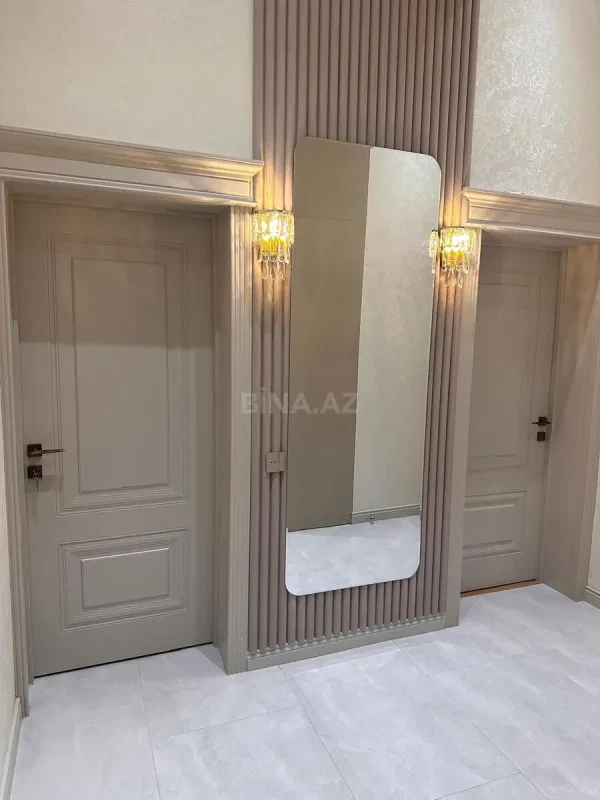 Satılır 2 otaqlı mənzil 80 m²