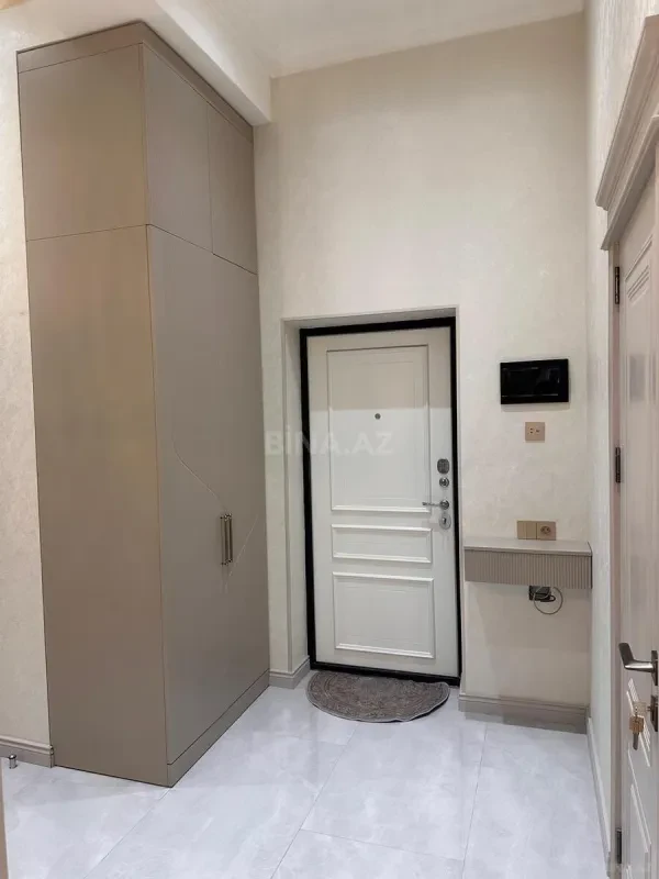Satılır 2 otaqlı mənzil 80 m²