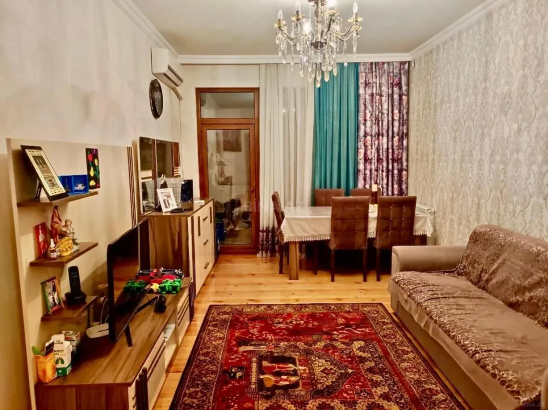 Kirayə verilir 2 otaqlı mənzil 55 m²