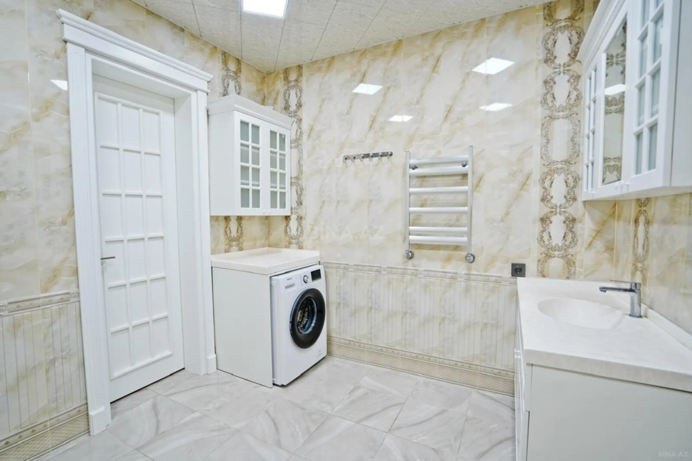 Kirayə verilir 3 otaqlı həyət evi 135 m²