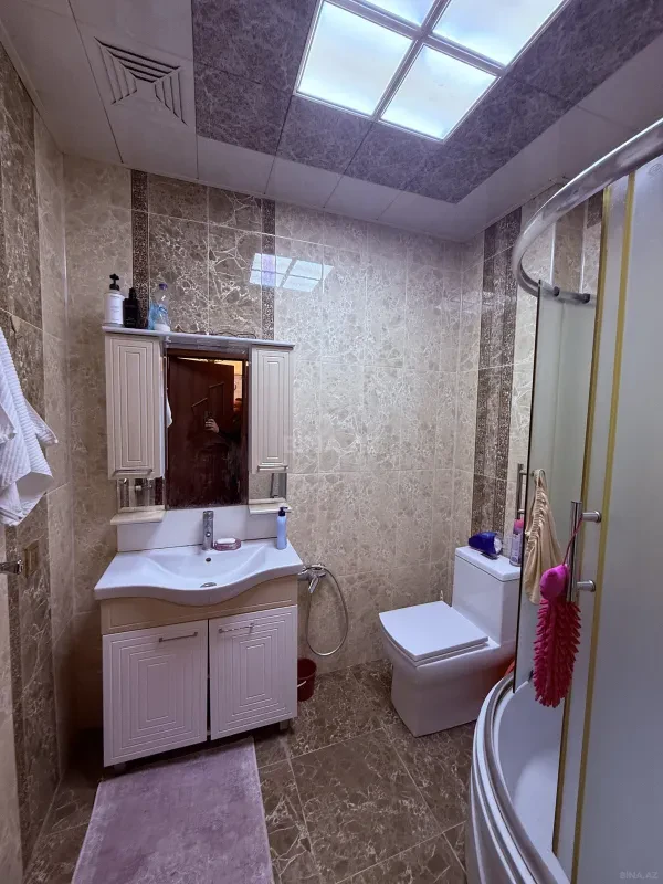 Satılır 2 otaqlı mənzil 65 m²