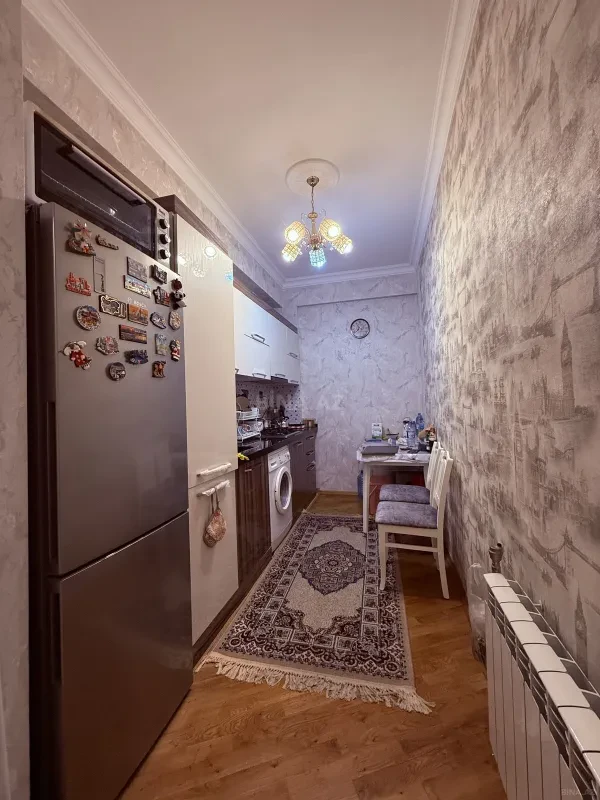 Satılır 2 otaqlı mənzil 65 m²