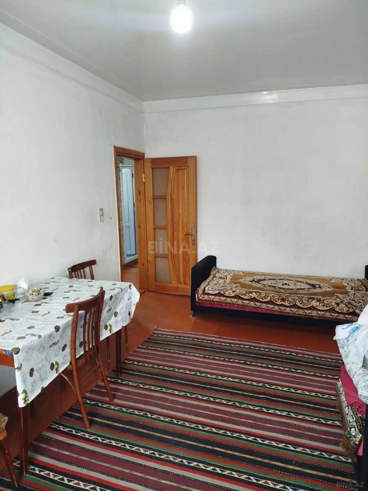 Satılır 5 otaqlı mənzil 120 m²