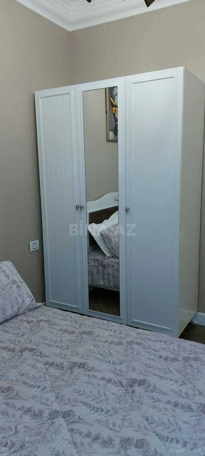 Satılır 2 otaqlı mənzil 65 m²