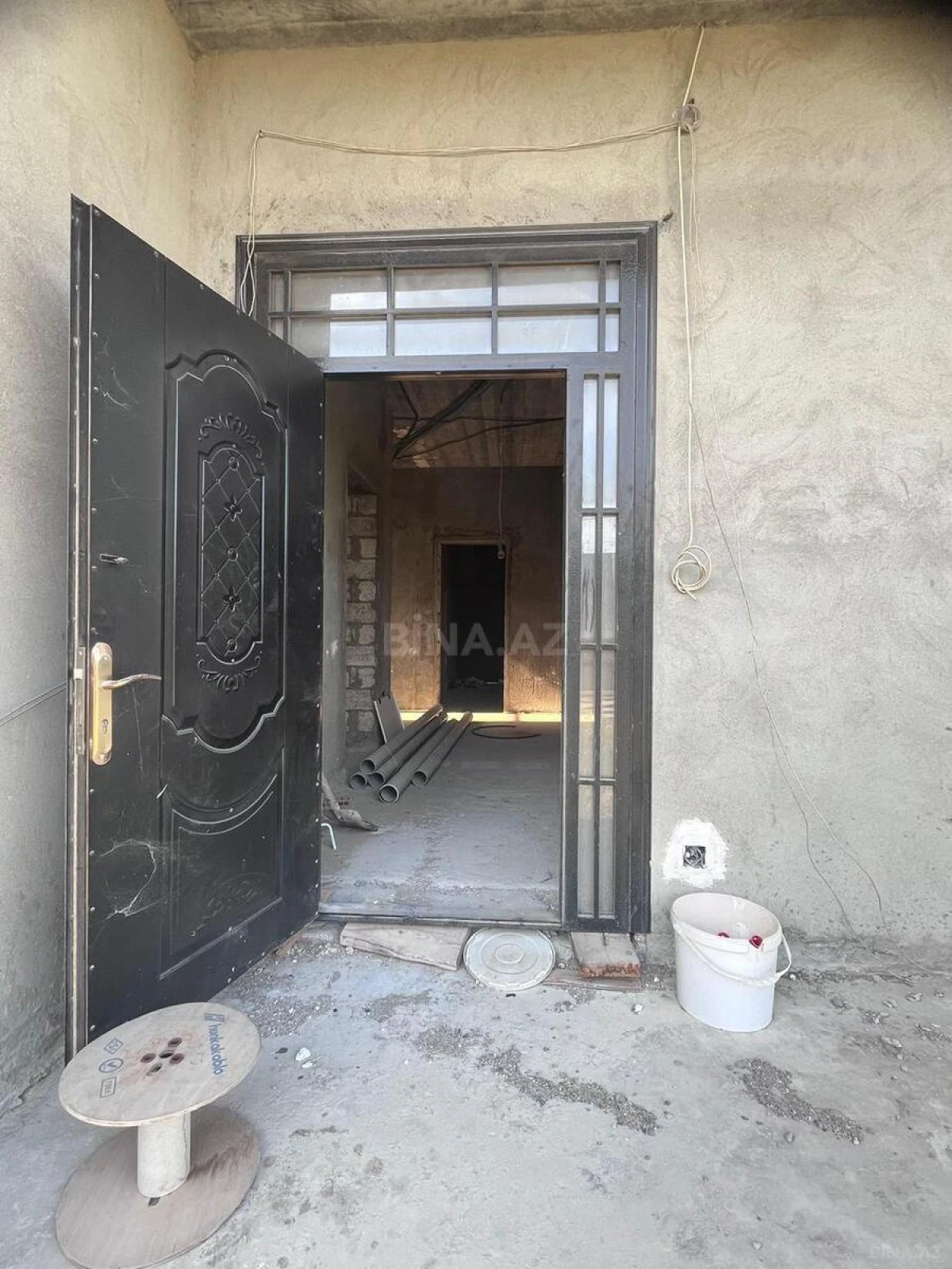 Satılır 6 otaqlı həyət evi 343 m²