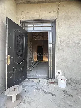 Satılır 6 otaqlı həyət evi 343 m²