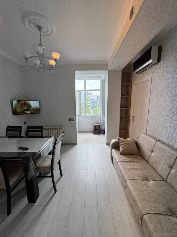 Satılır 3 otaqlı mənzil 42 m²