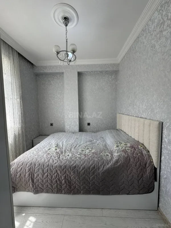 Satılır 3 otaqlı mənzil 42 m²