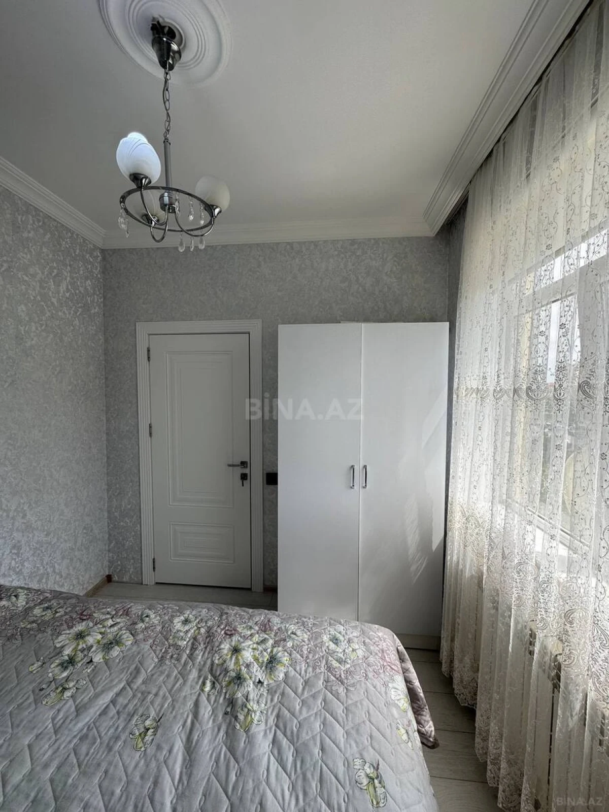 Satılır 3 otaqlı mənzil 42 m²