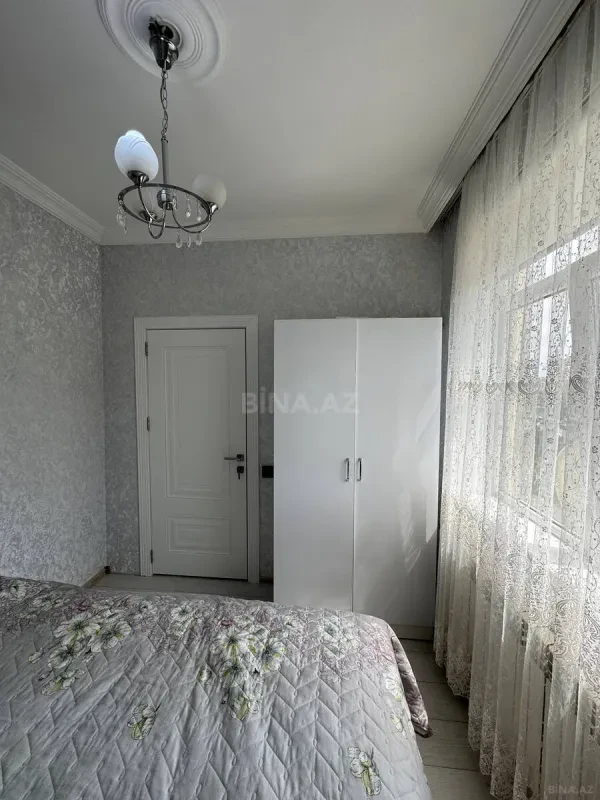Satılır 3 otaqlı mənzil 42 m²