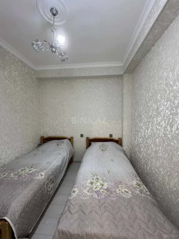 Satılır 3 otaqlı mənzil 42 m²