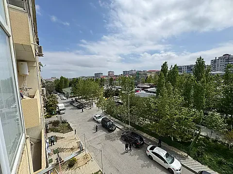 Satılır 3 otaqlı mənzil 42 m²