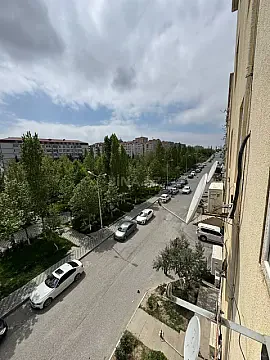 Satılır 3 otaqlı mənzil 42 m²
