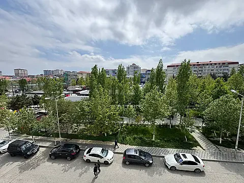 Satılır 3 otaqlı mənzil 42 m²