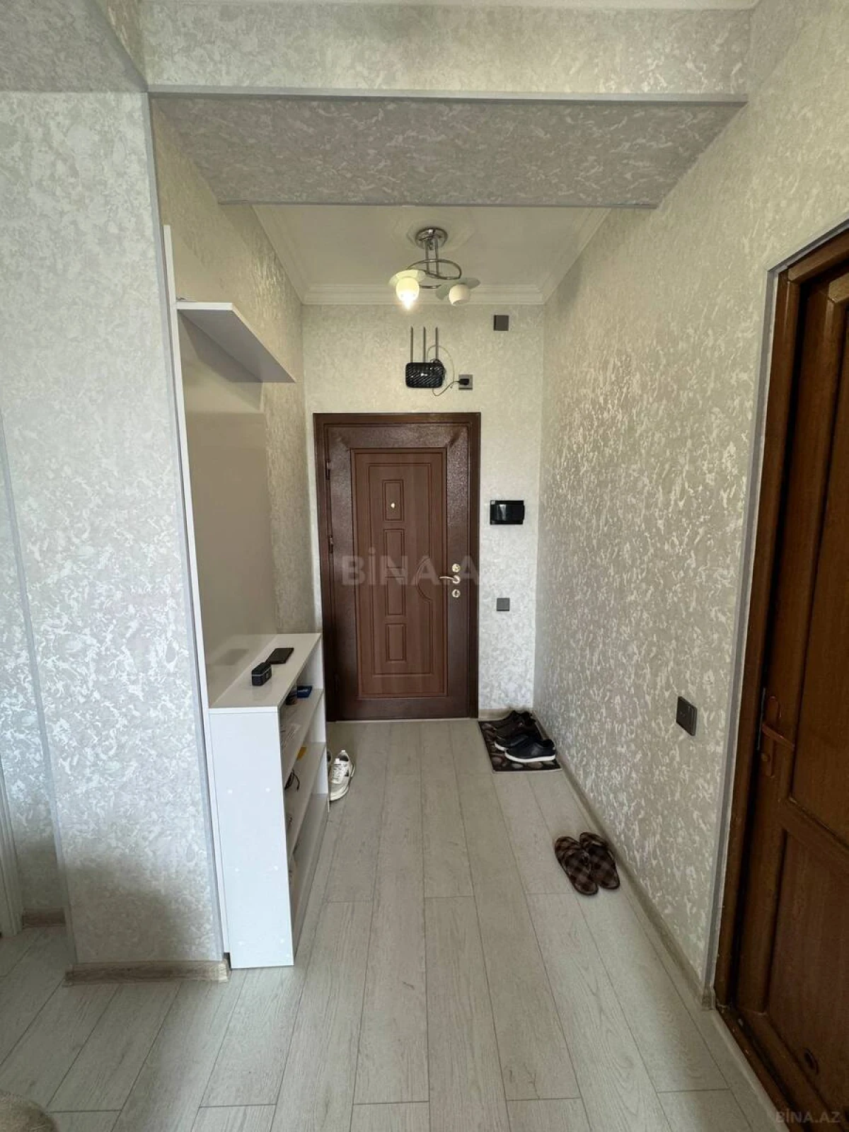 Satılır 3 otaqlı mənzil 42 m²