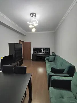 Satılır 4 otaqlı mənzil 120 m²
