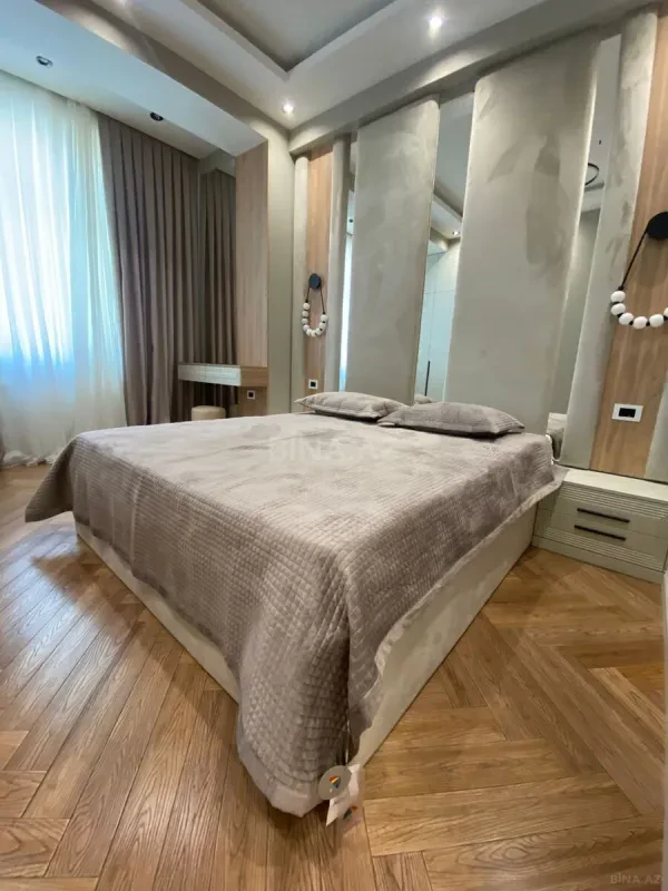 Kirayə verilir 2 otaqlı mənzil 70 m²