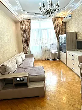 Kirayə verilir 2 otaqlı mənzil 75 m² — Bakı 2 otaq 75.00 m²