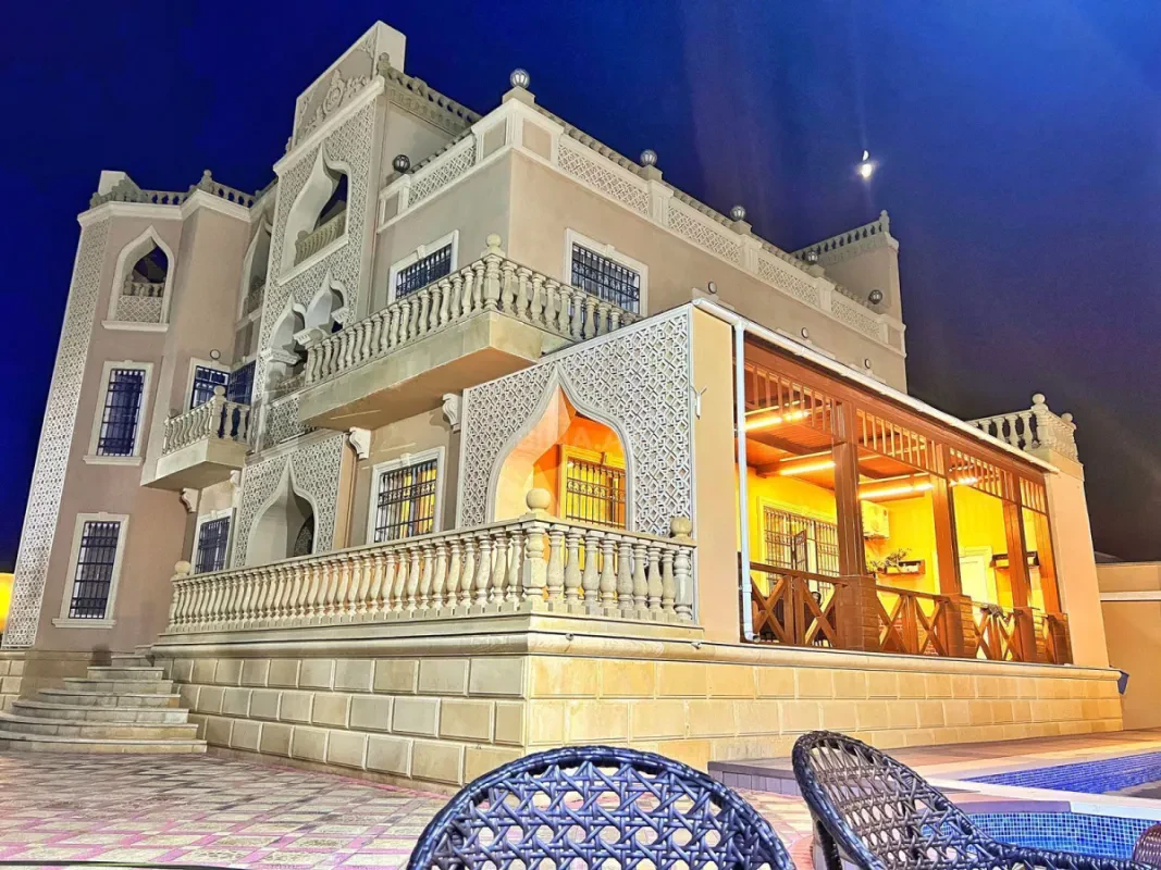 Kirayə verilir 6 otaqlı həyət evi 500 m²