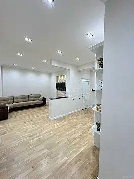Satılır 2 otaqlı mənzil 174 m²