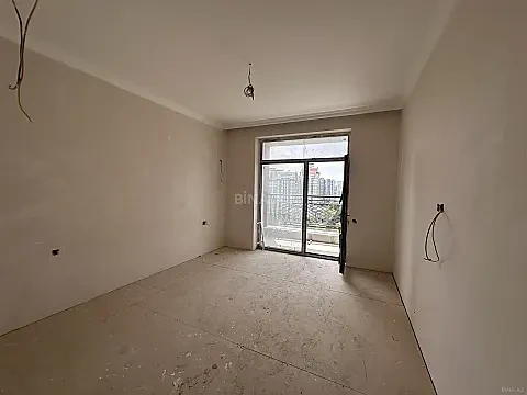 Satılır 2 otaqlı mənzil 73 m²