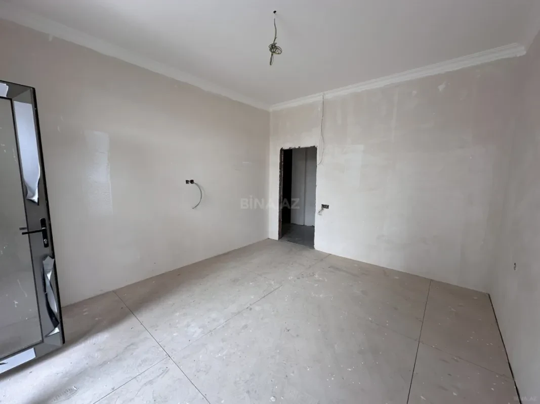 Satılır 2 otaqlı mənzil 73 m²