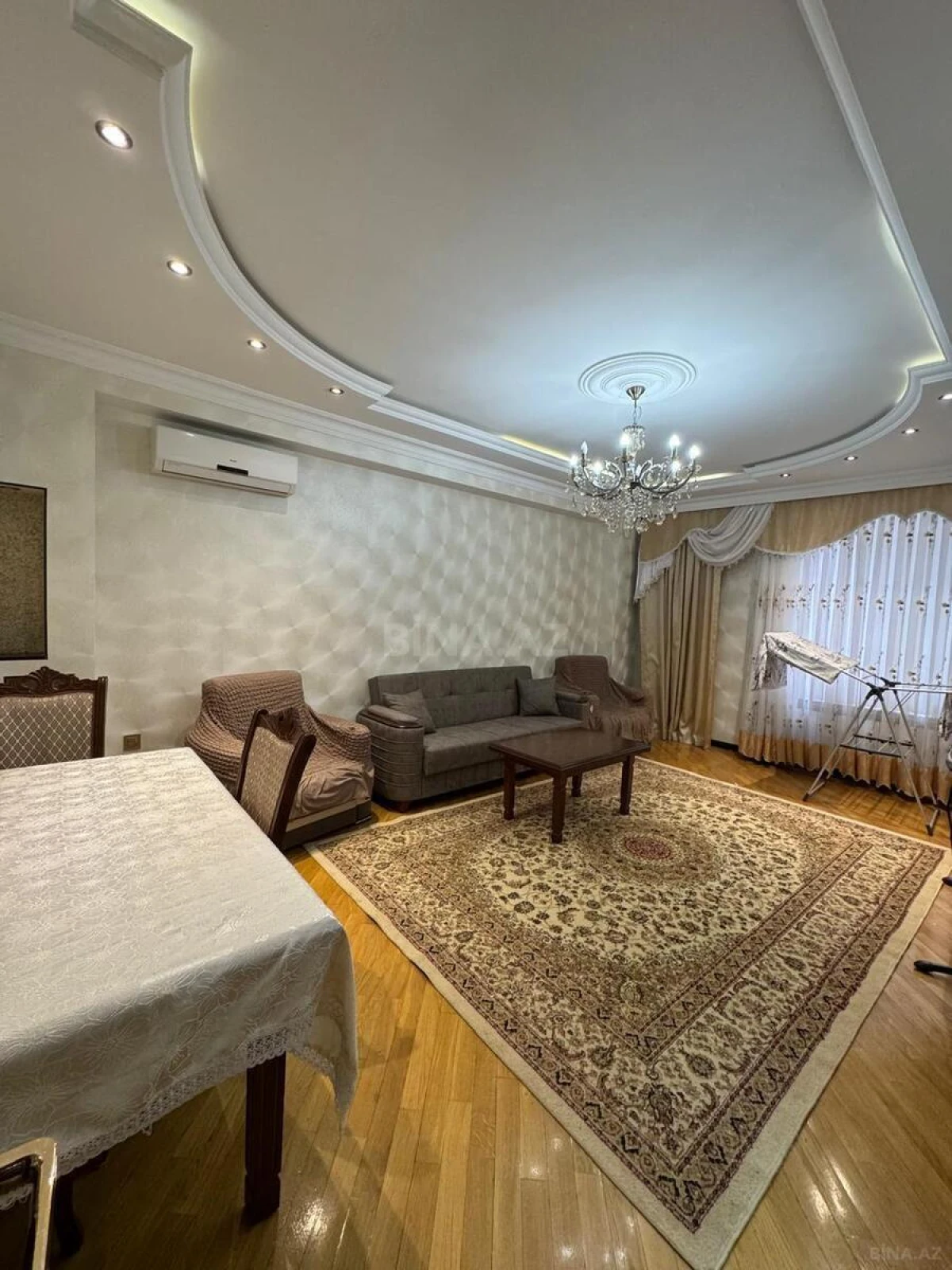Satılır 3 otaqlı mənzil 96 m²