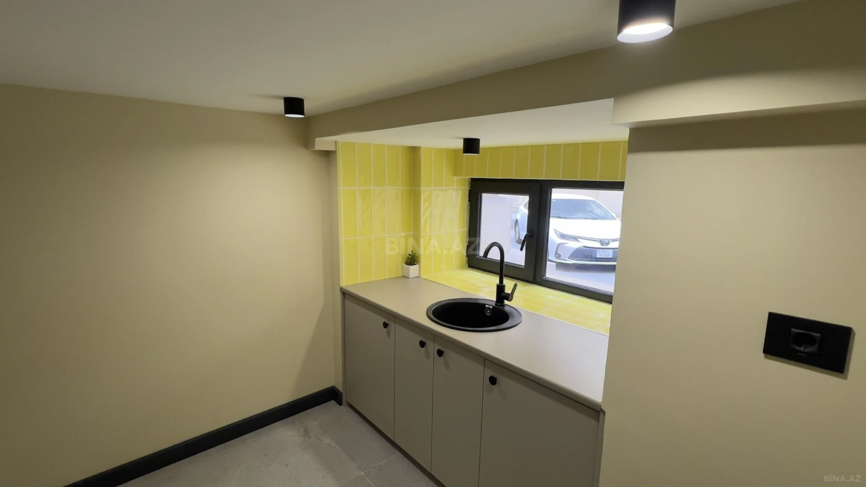 Kirayə verilir 2 otaqlı ofis 37 m²