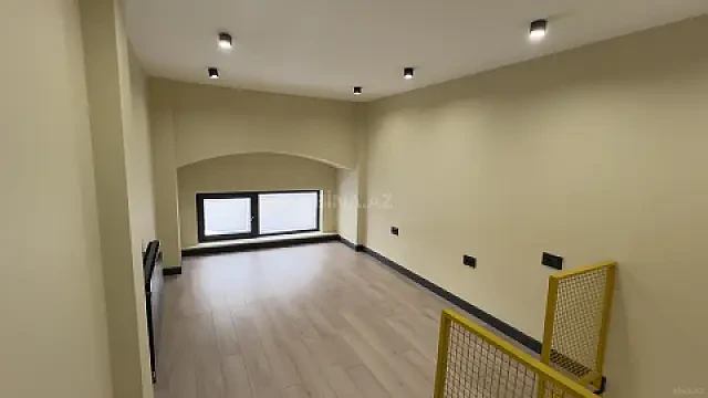 Kirayə verilir 2 otaqlı ofis 37 m²