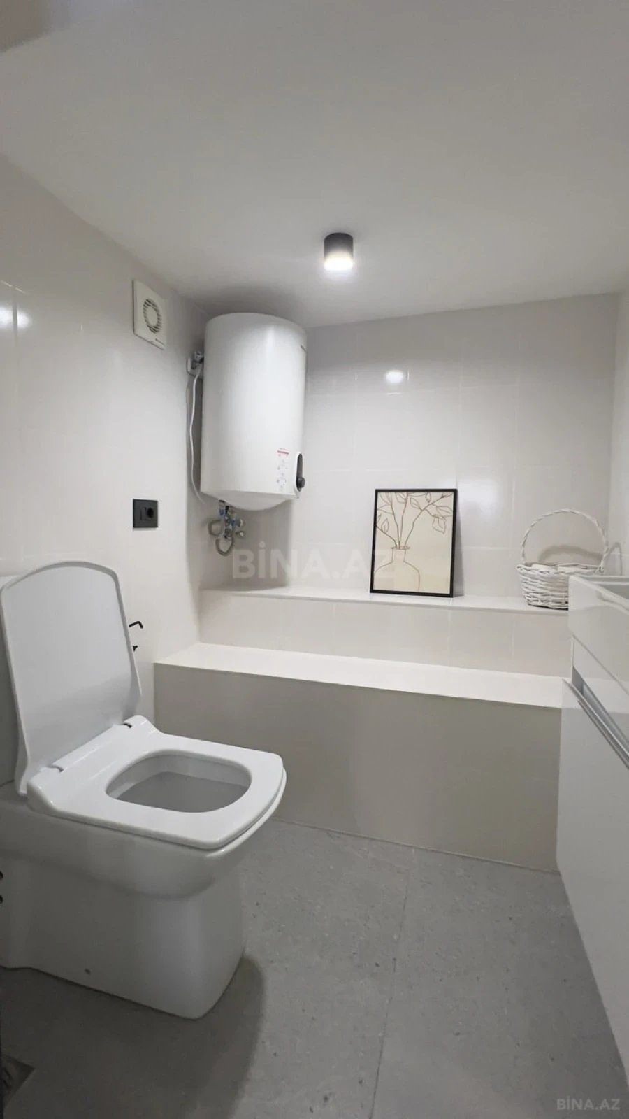 Kirayə verilir 2 otaqlı ofis 37 m²