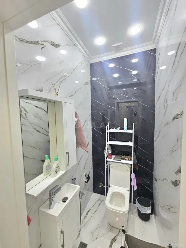 Satılır 3 otaqlı mənzil 120 m²