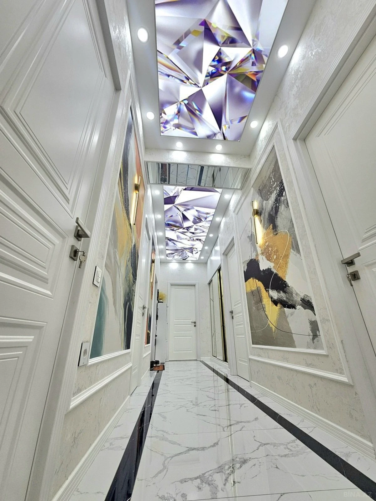 Satılır 3 otaqlı mənzil 120 m²