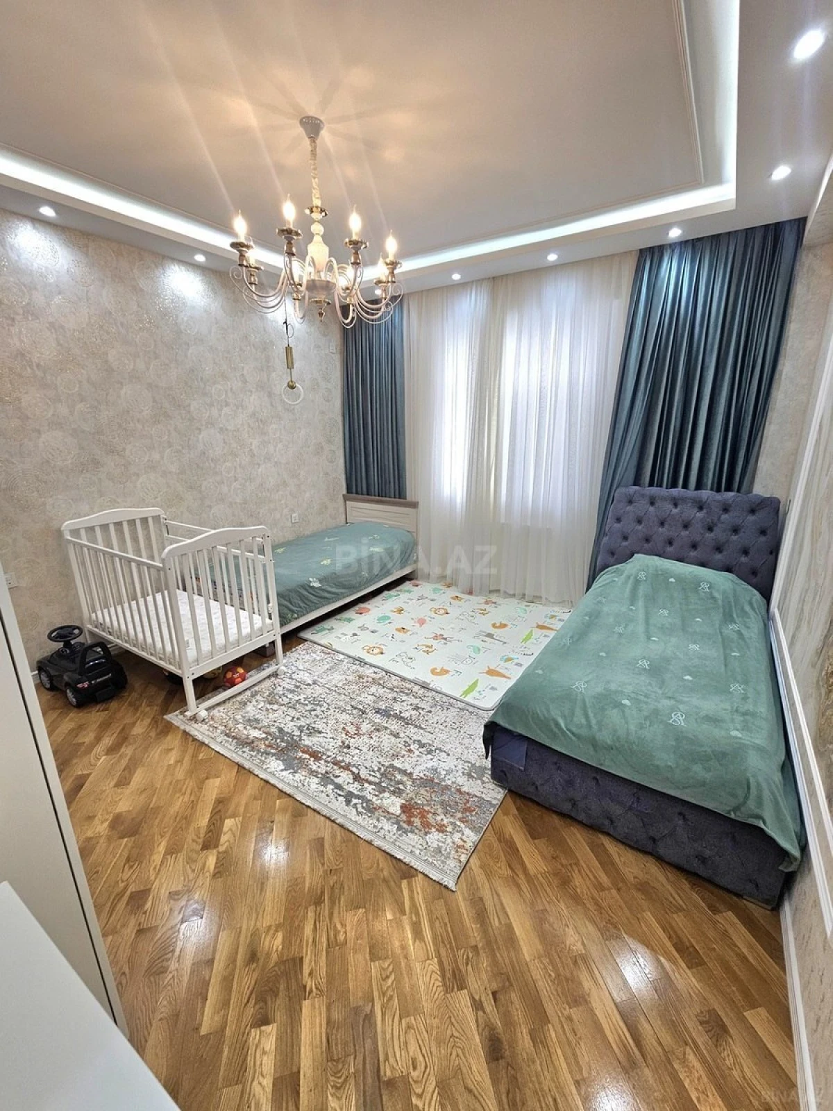 Satılır 3 otaqlı mənzil 120 m²