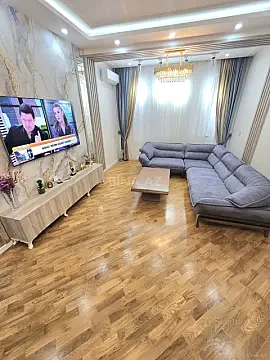 Satılır 3 otaqlı mənzil 120 m²