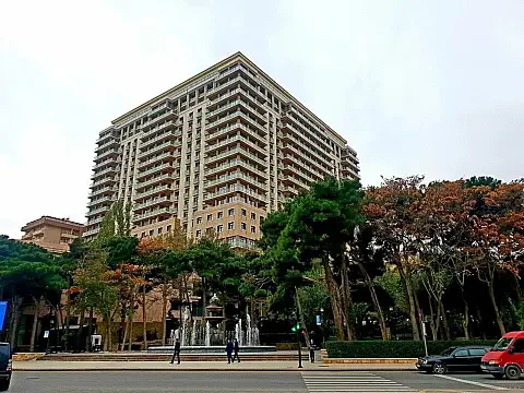 Kirayə verilir 3 otaqlı mənzil 180 m² — Bakı, Nizami 3 otaq 180.00 m²