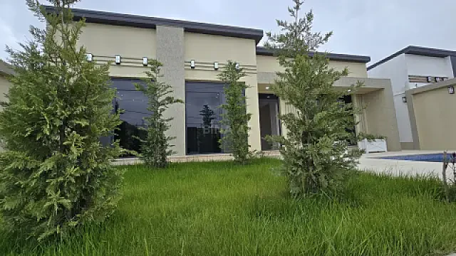 Kirayə verilir 4 otaqlı həyət evi 150 m²