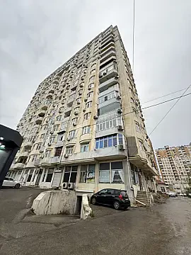 Satılır 3 otaqlı mənzil 123 m²