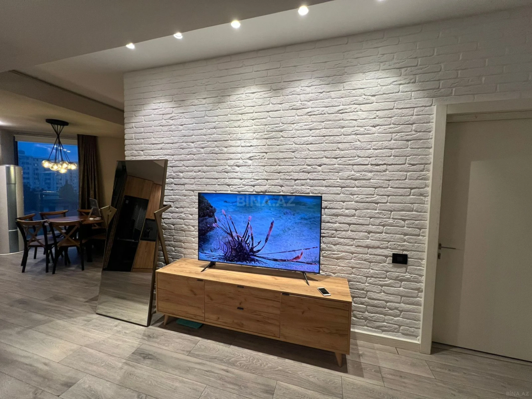 Satılır 3 otaqlı mənzil 90 m²