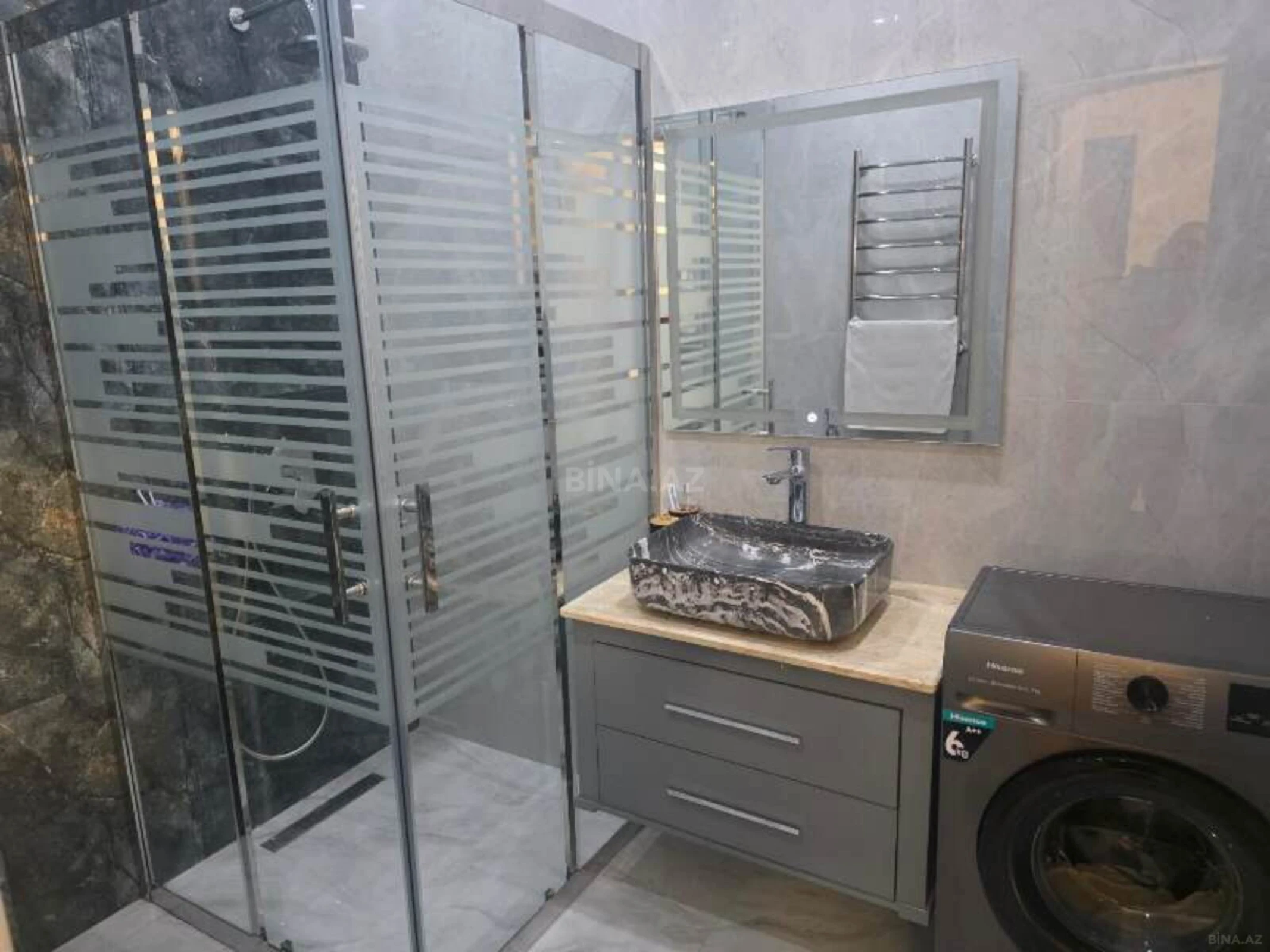 Satılır 2 otaqlı mənzil 95 m²