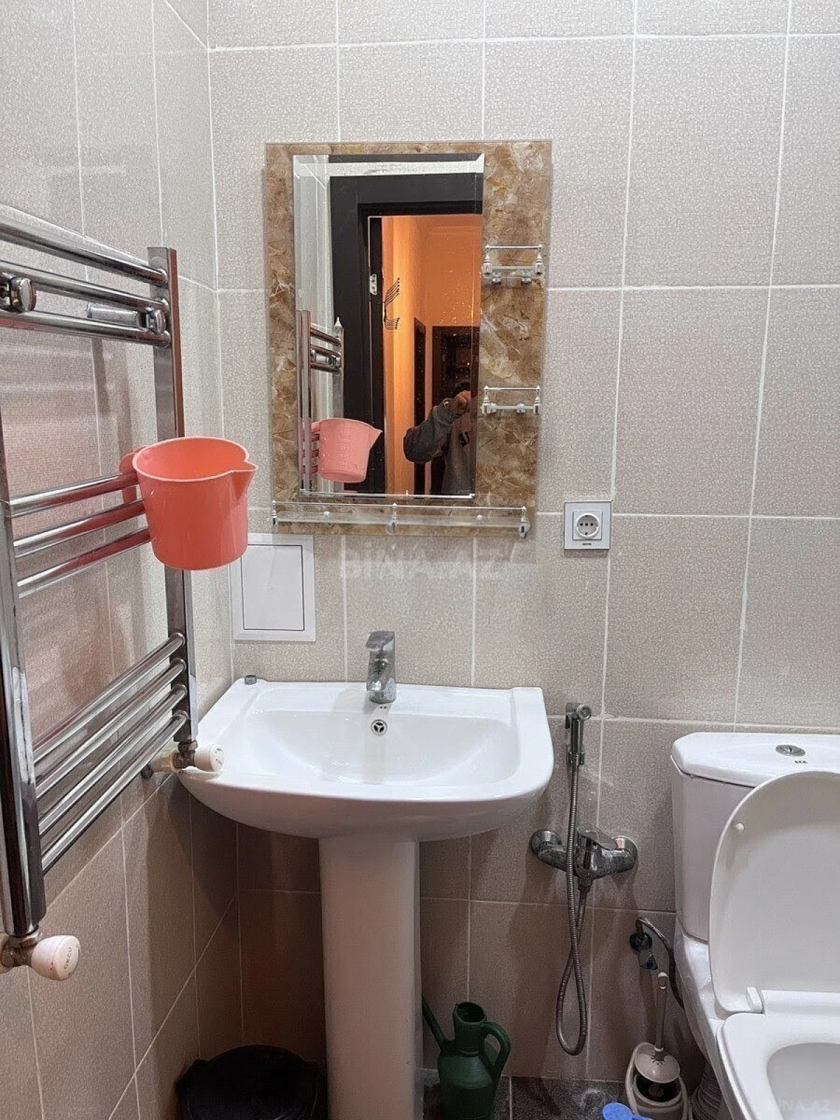 Kirayə verilir 2 otaqlı mənzil 60 m²