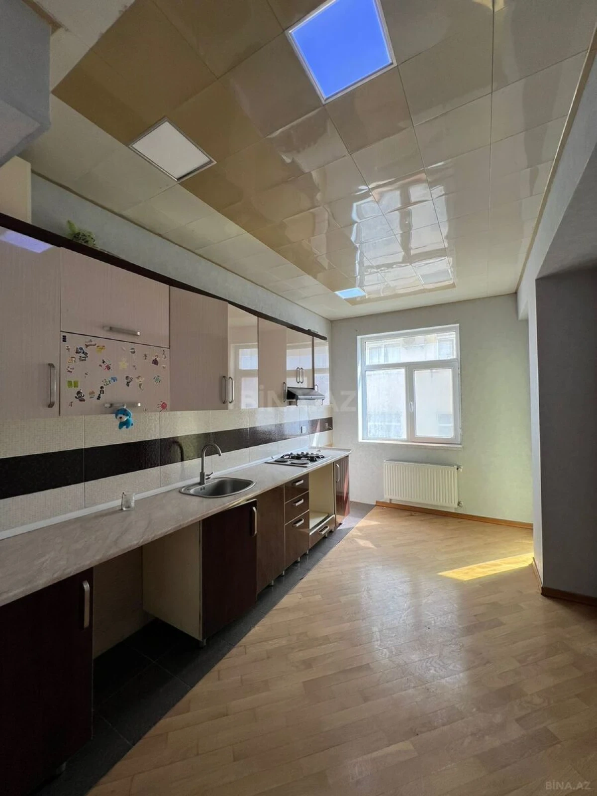 Satılır 2 otaqlı mənzil 75 m²
