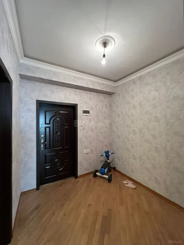 Satılır 2 otaqlı mənzil 75 m²