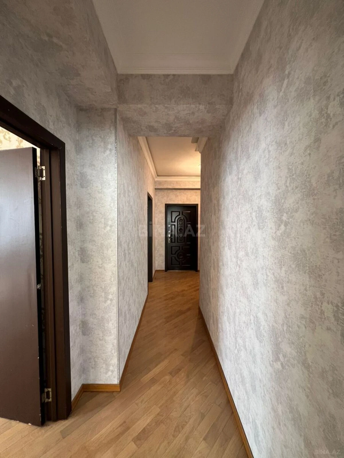 Satılır 2 otaqlı mənzil 75 m²