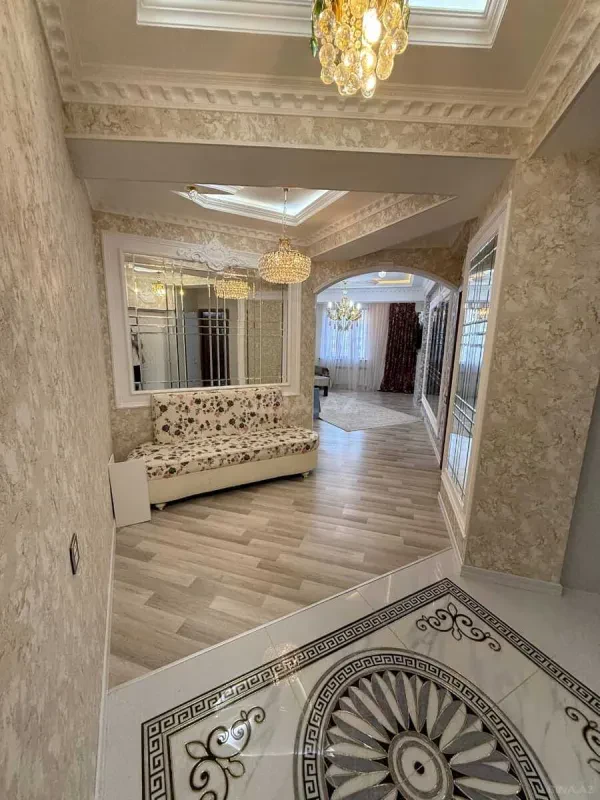 Kirayə verilir 2 otaqlı mənzil 100 m²