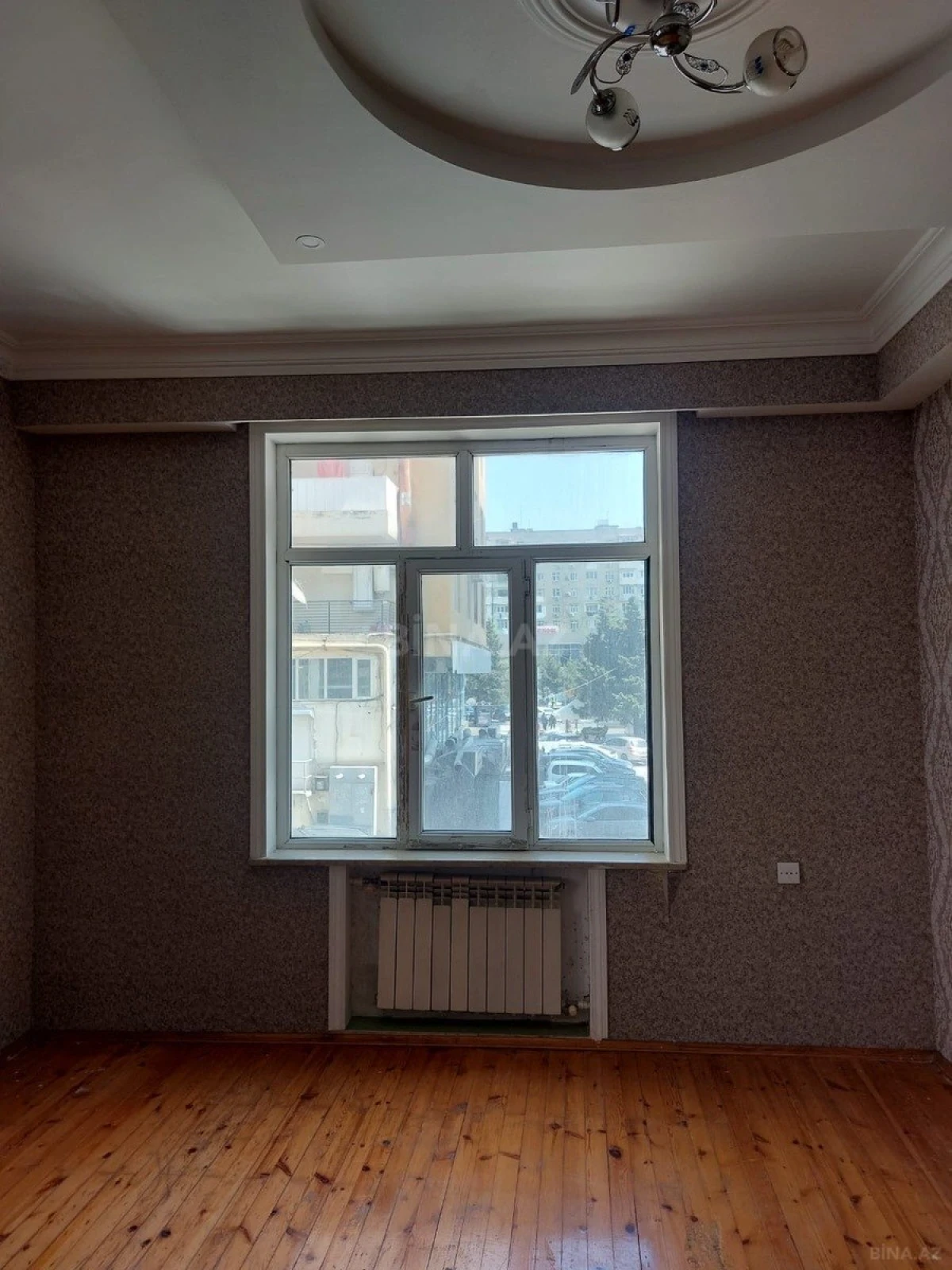 Satılır 2 otaqlı mənzil 90 m²